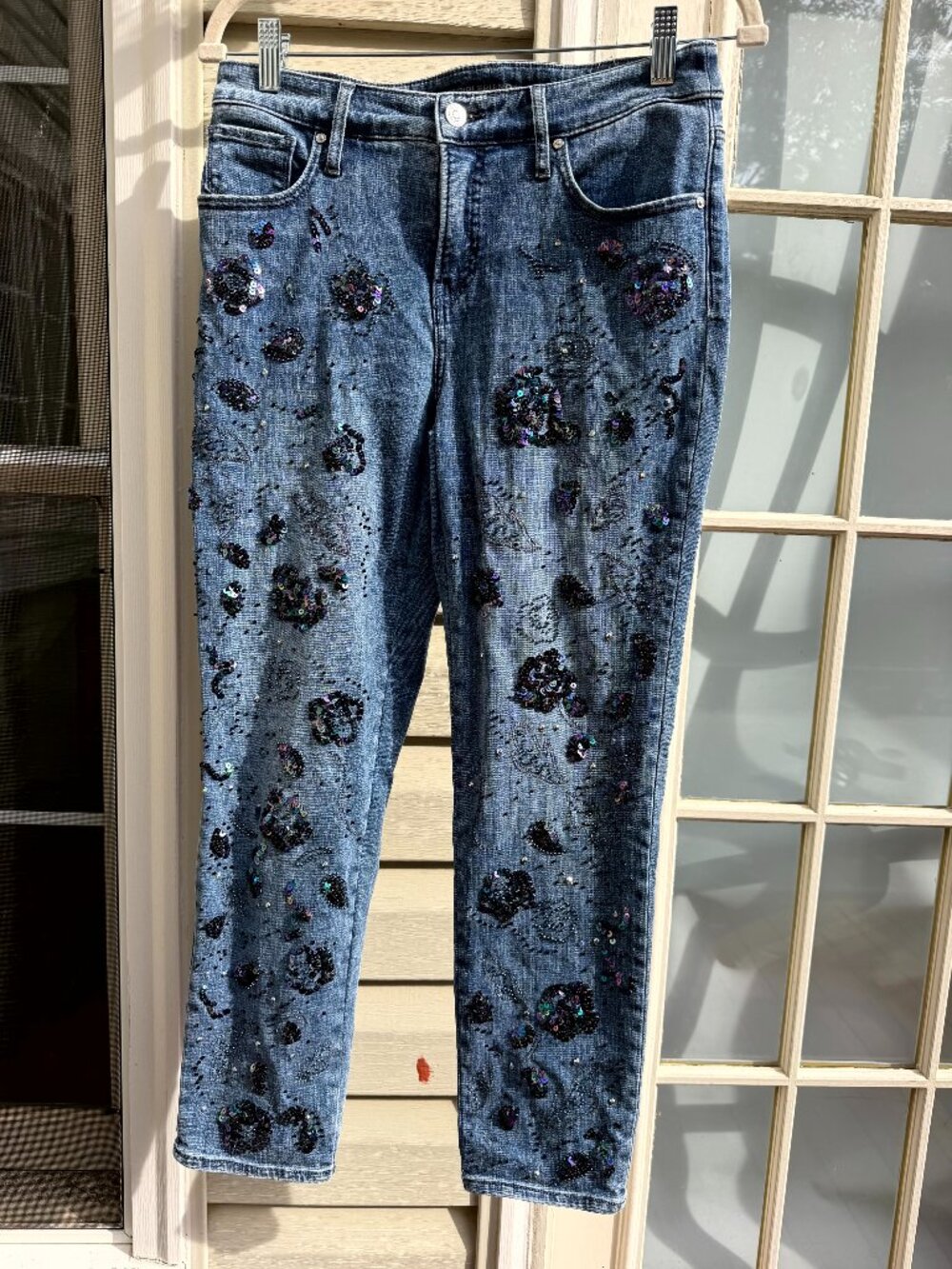 Chico's So Slimming Girlfriend Embellished Slim Leg Ankle Jeans Sz Chicos 0T/US4